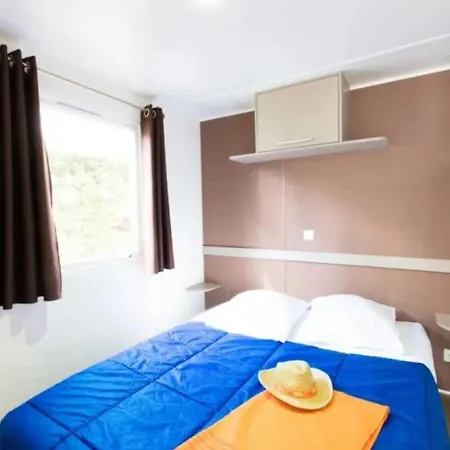 3 étoiles - Efb0hg Arques-la-Bataille