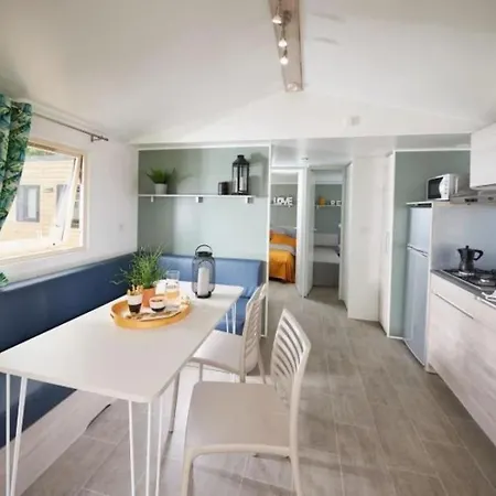 Camping 3 étoiles - Efb0hg *